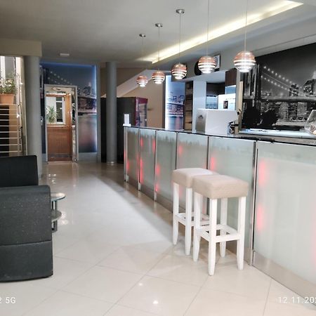 Danita Apartments & Diva Restaurant Bbq&Pool Bar Varna Exteriör bild