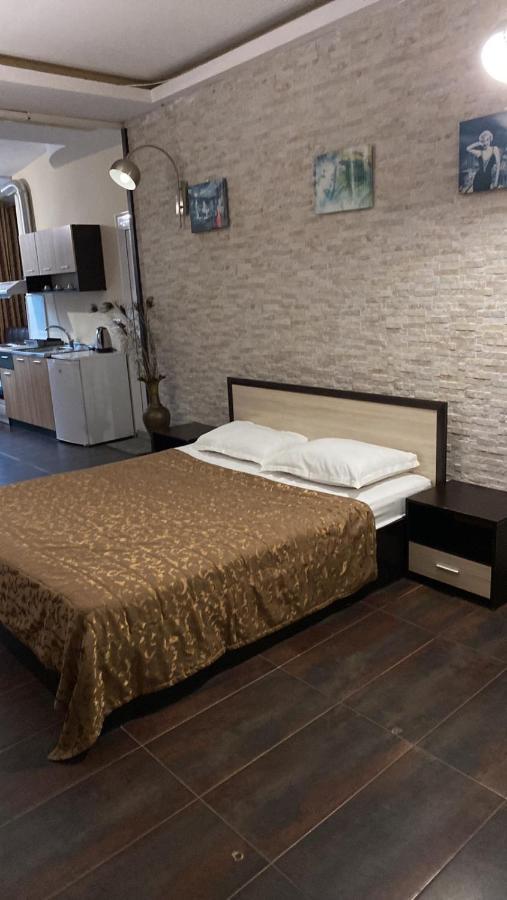 Danita Apartments & Diva Restaurant Bbq&Pool Bar Varna Exteriör bild
