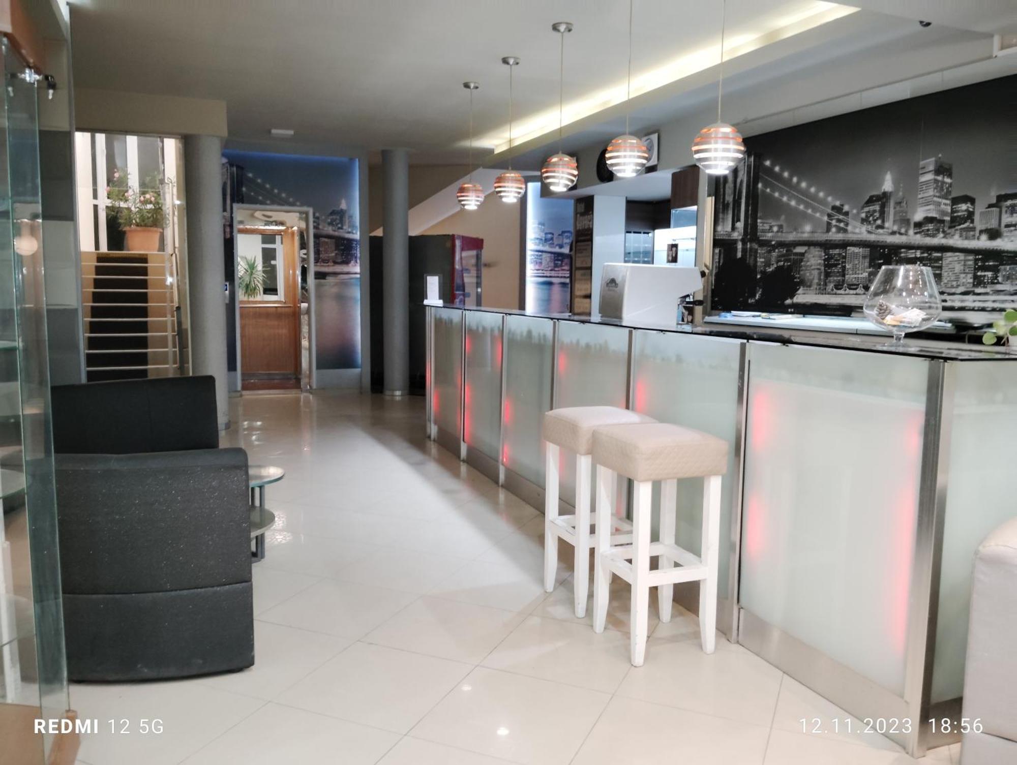 Danita Apartments & Diva Restaurant Bbq&Pool Bar Varna Exteriör bild